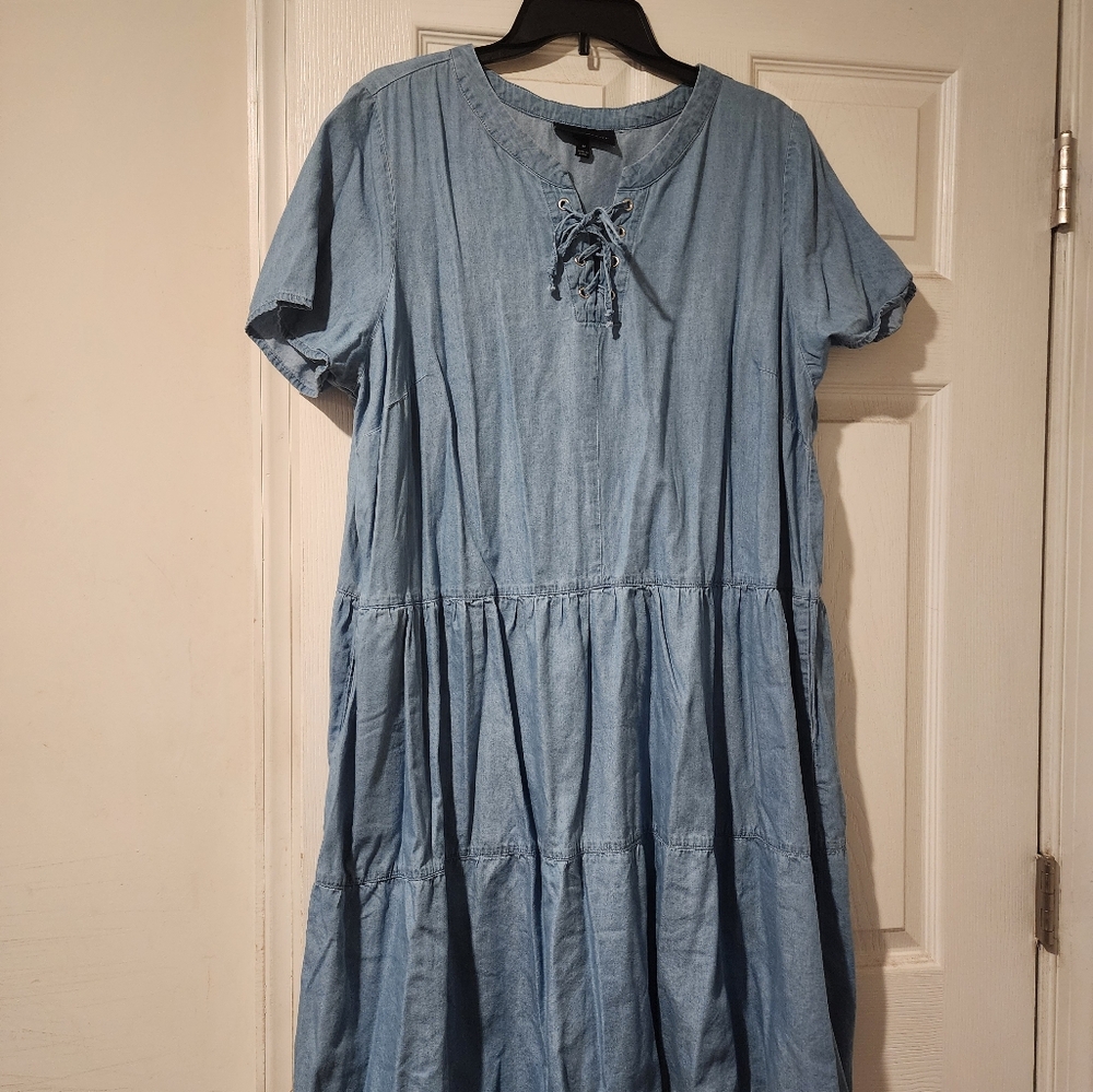 Lane Braynt light blue dress, runs large